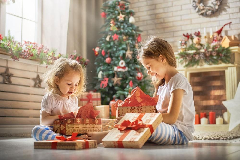 Festive gifts that teach children the value of money | Kingswood | Advice  every step of the way