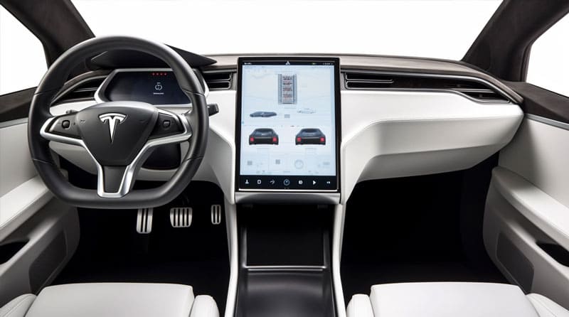 Обновление программного обеспечения электромобилей Tesla